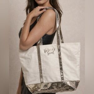 NWT Victoria's Secret Limited Edition Sequin Weekender Tote Bag